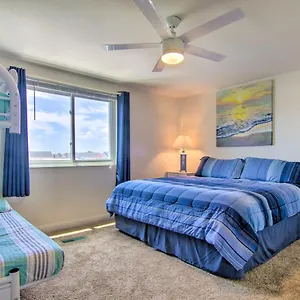 Ocean Townhome, Deck With Canal Access! Holiday home Ocean City